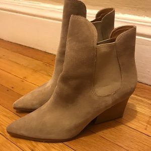 Kendall and Kylie Finley booties